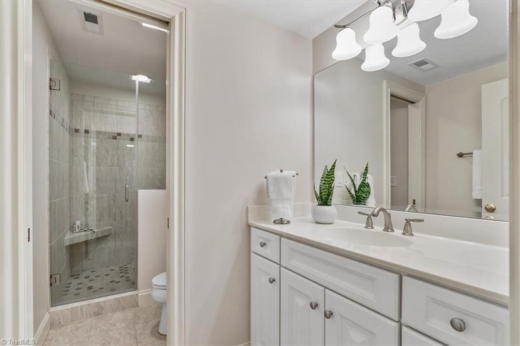 property viewer photo 29