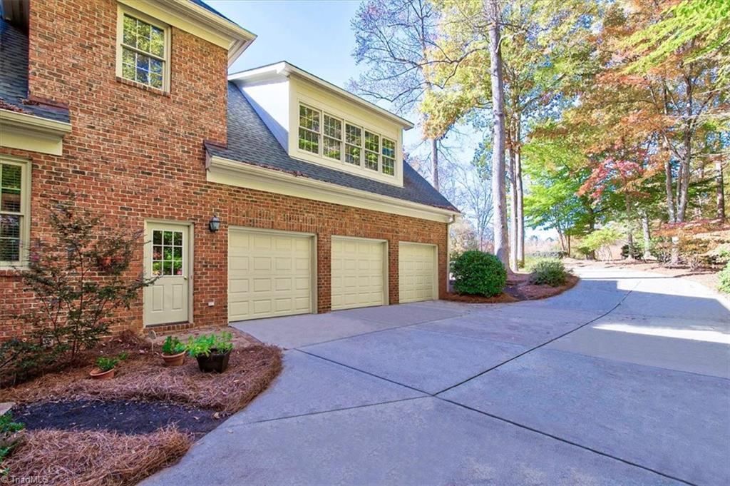 property viewer photo 40