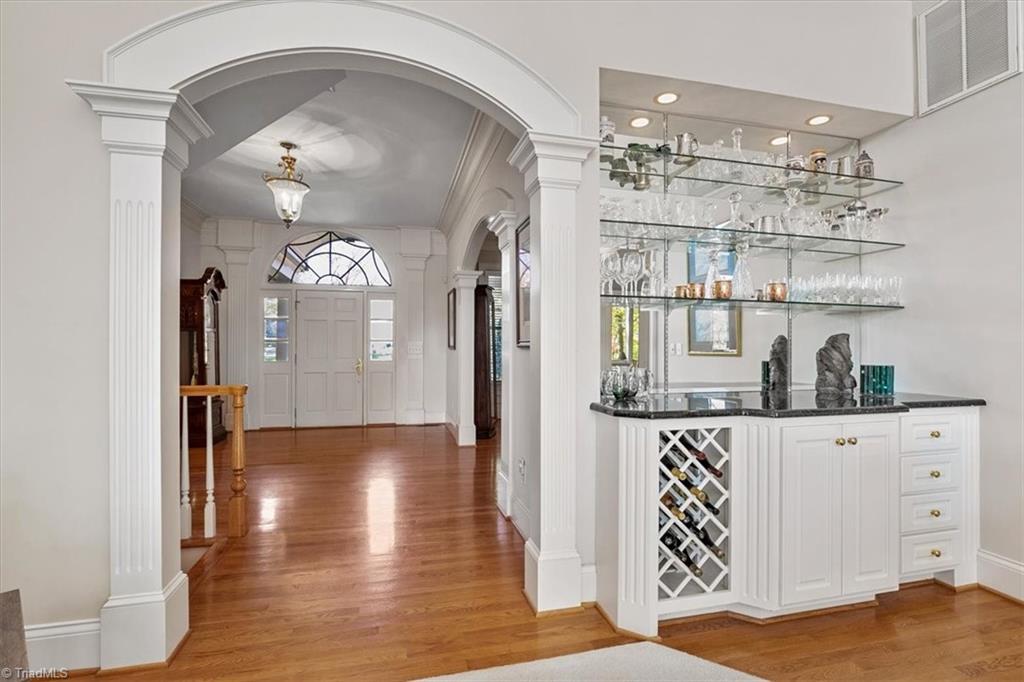 property viewer photo 8