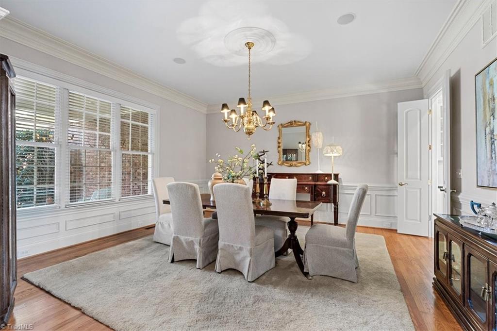property viewer photo 9