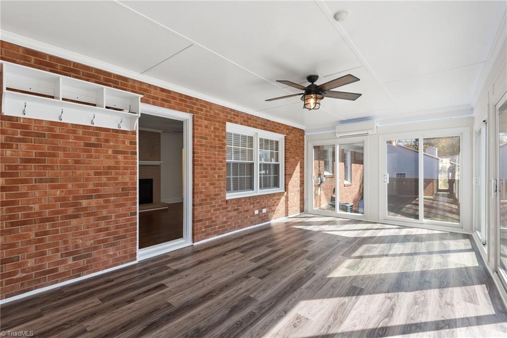 property viewer photo 22