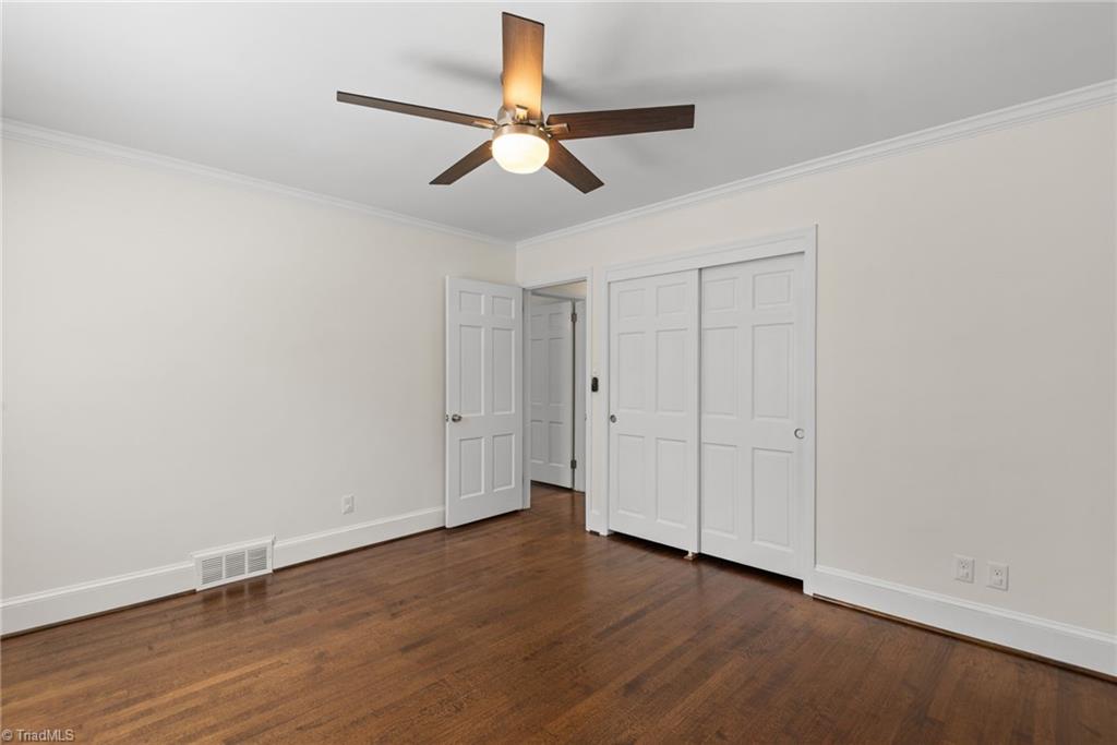 property viewer photo 30