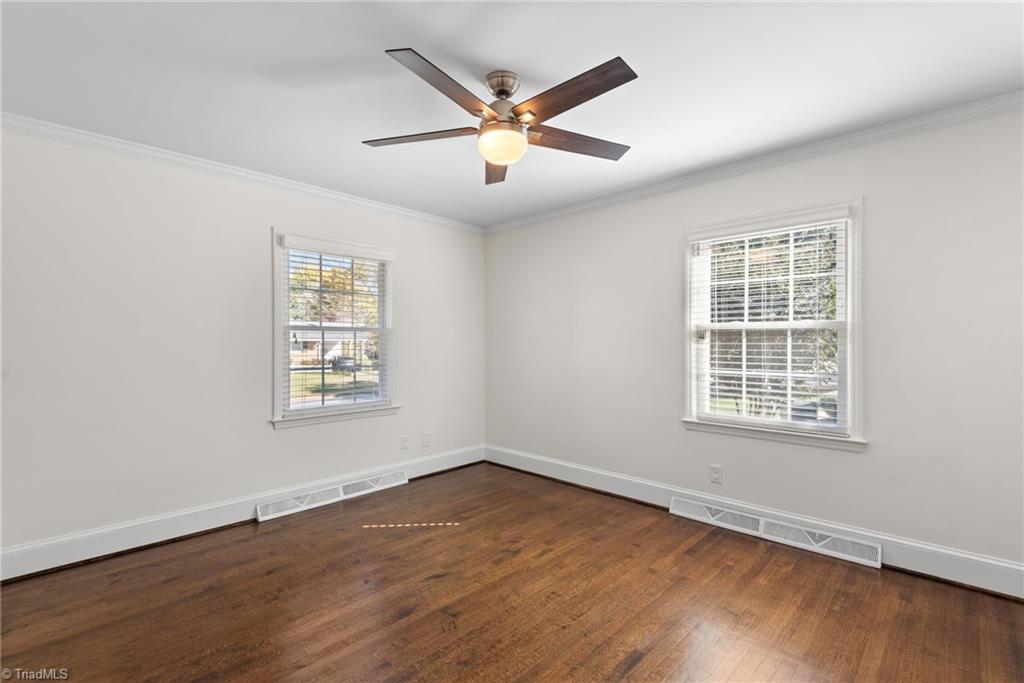 property viewer photo 31