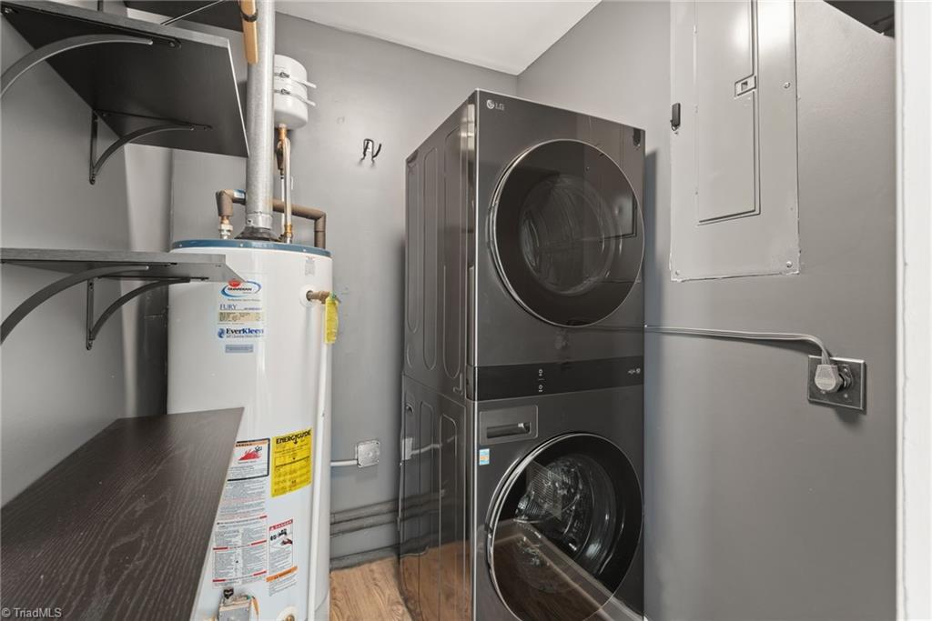 property viewer photo 33