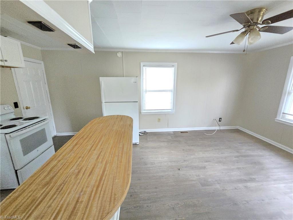 property viewer photo 13