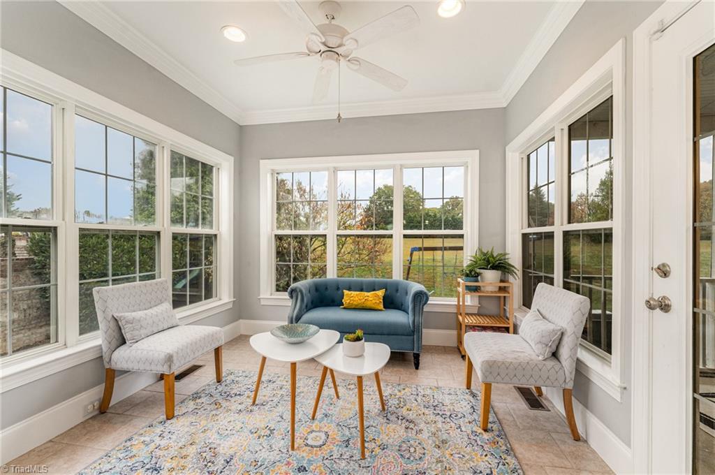 property viewer photo 15