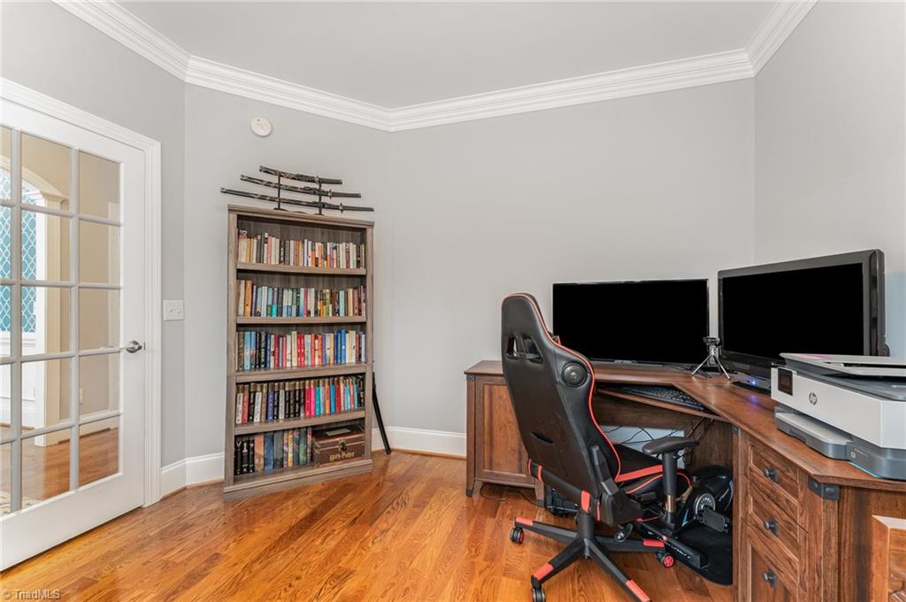 property viewer photo 17