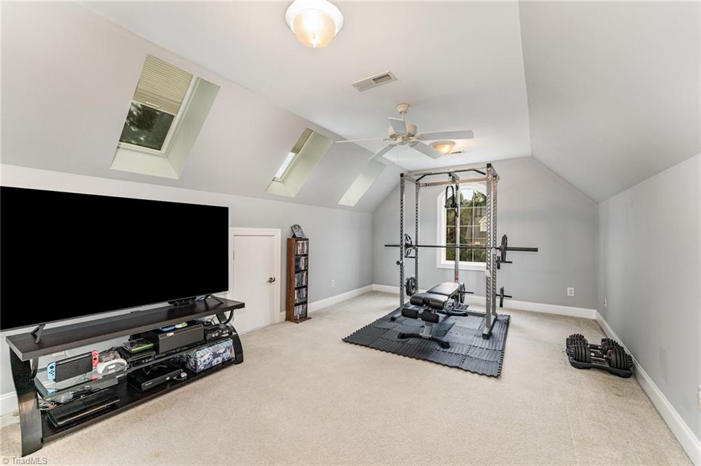 property viewer photo 29
