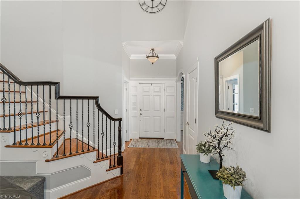 property viewer photo 3