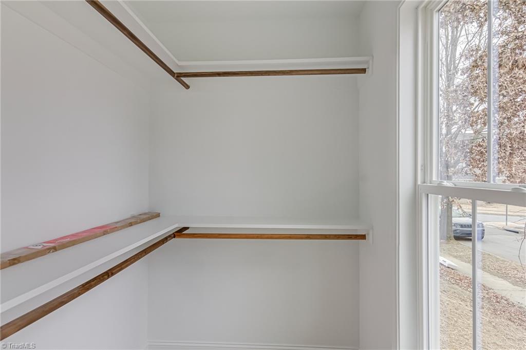 property viewer photo 10