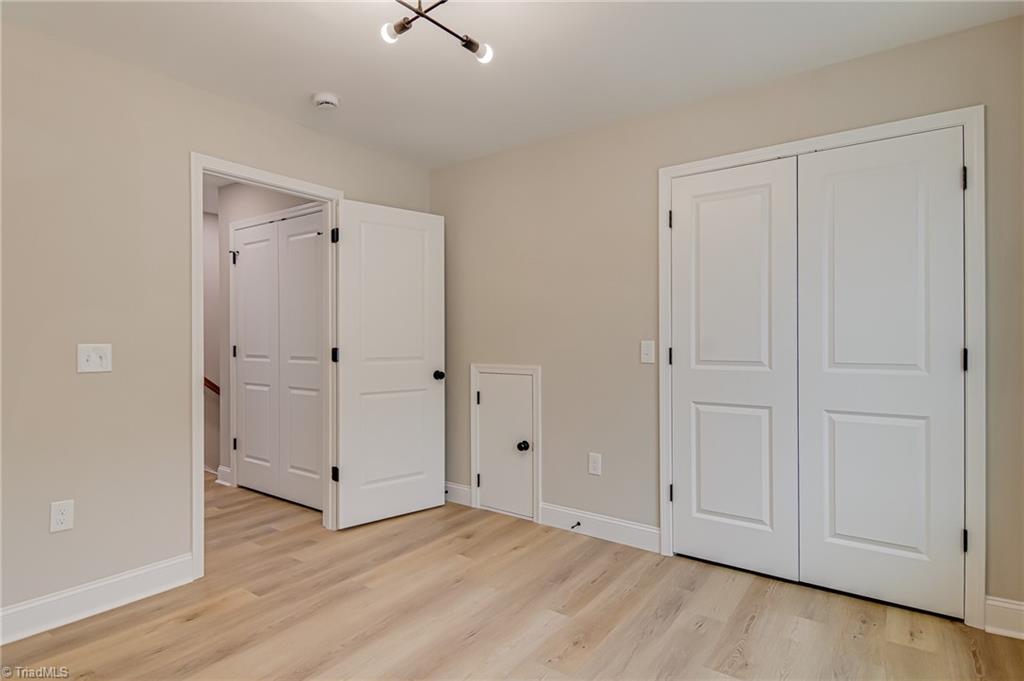 property viewer photo 14