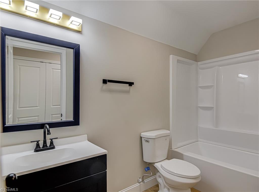 property viewer photo 15