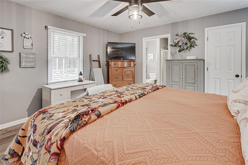 property viewer photo 12