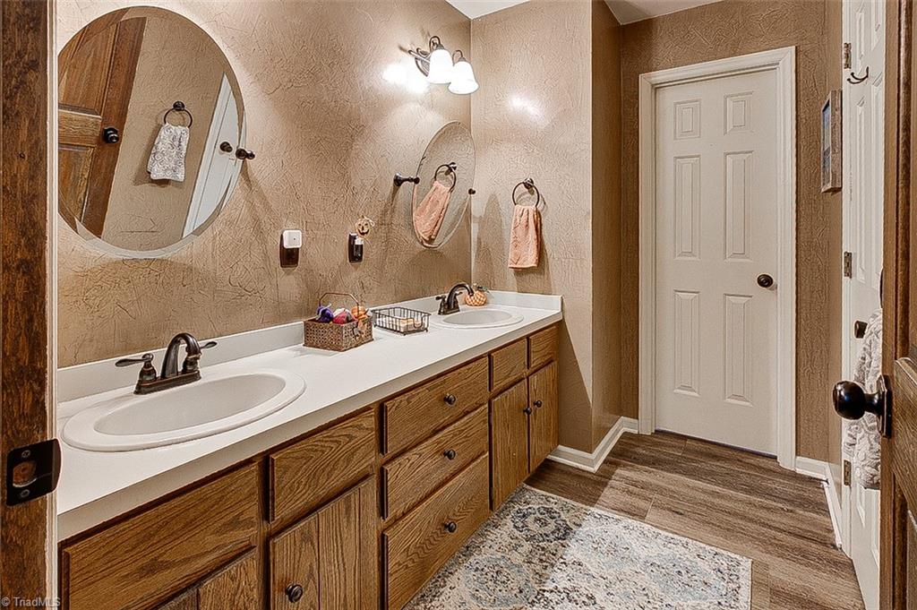property viewer photo 17