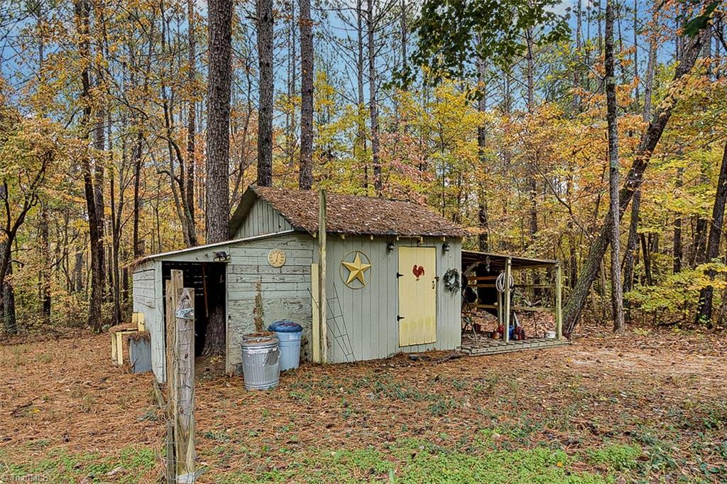 property viewer photo 25