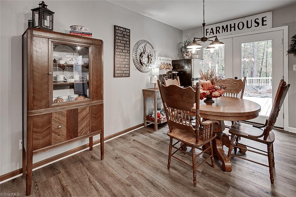 property viewer photo 5