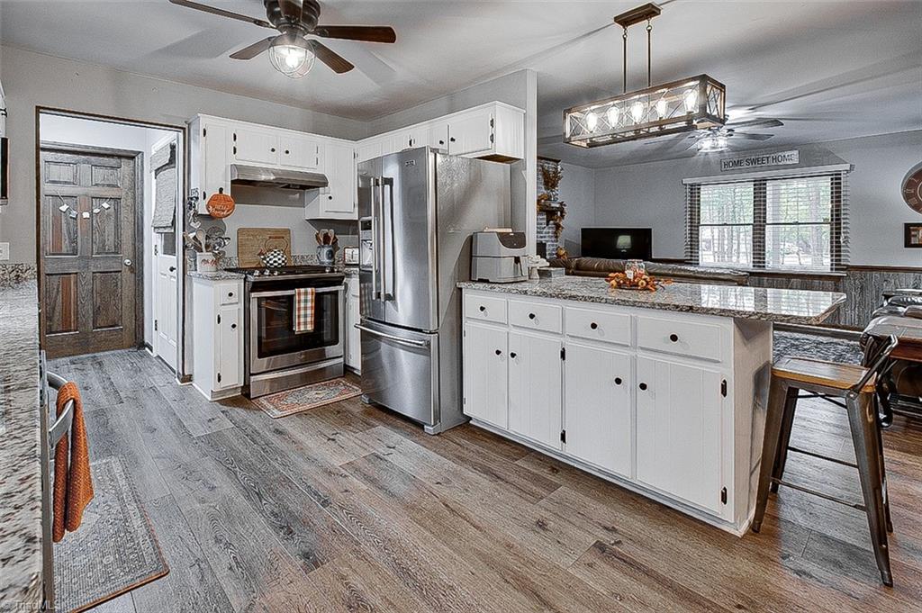 property viewer photo 6