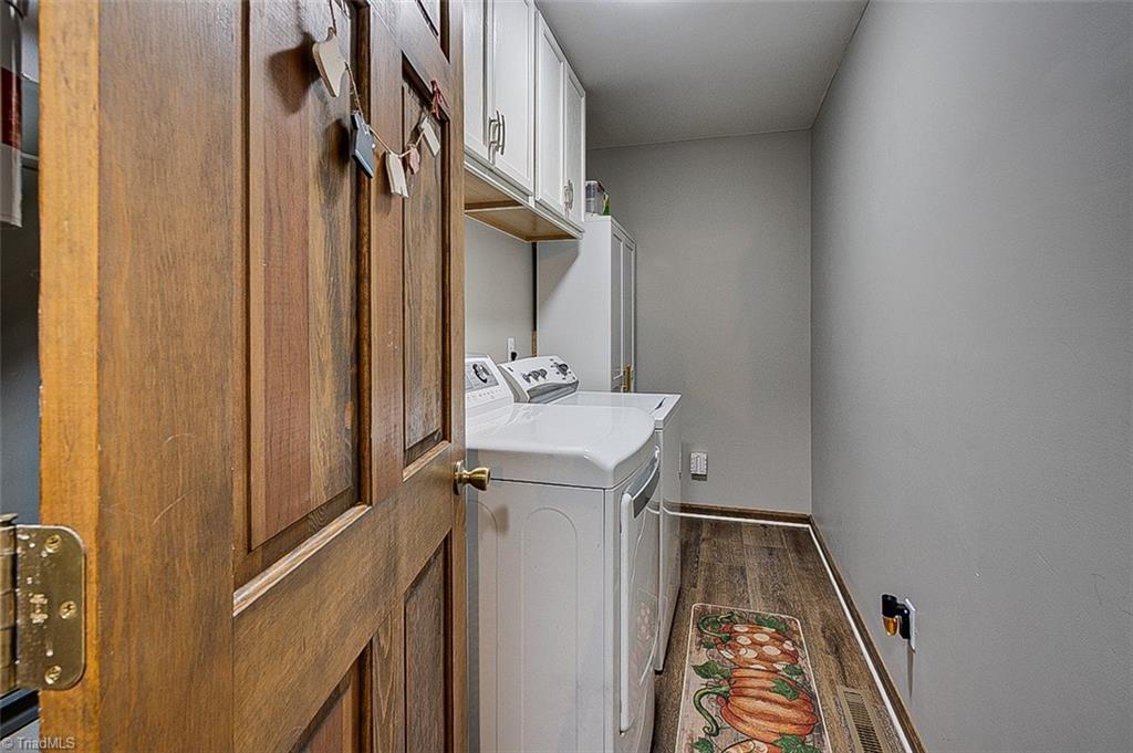 property viewer photo 9