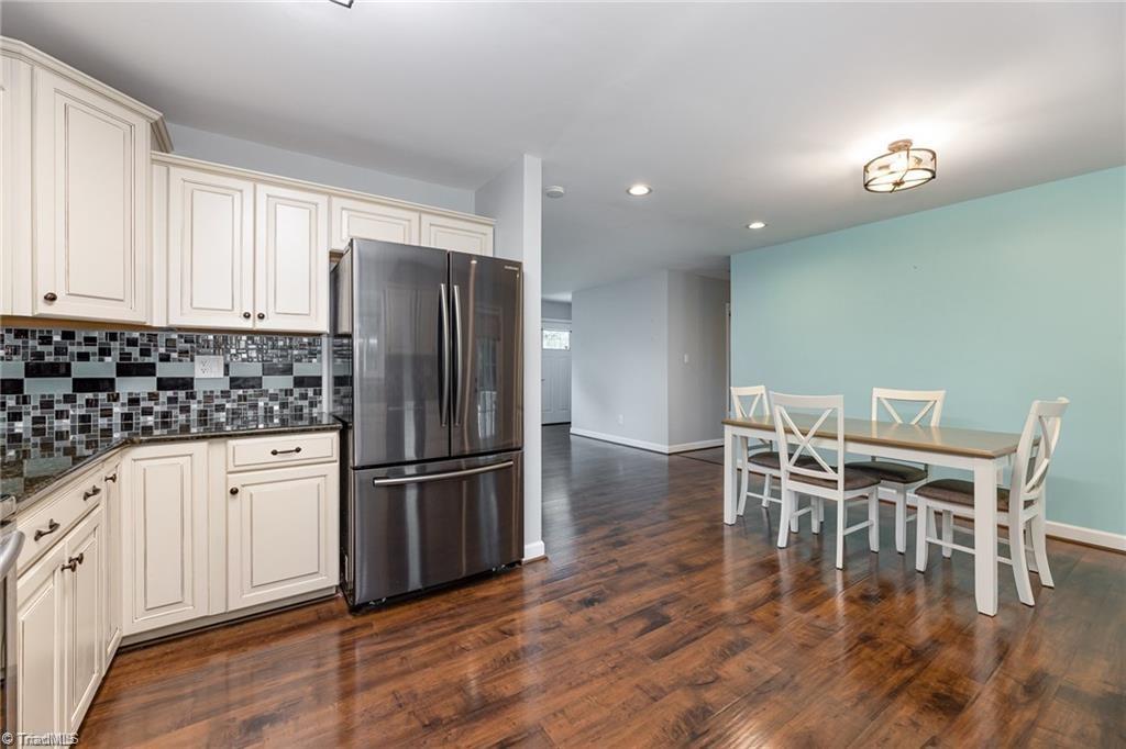 property viewer photo 11