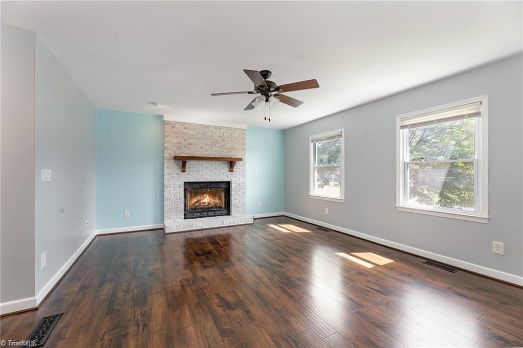 property viewer photo 3
