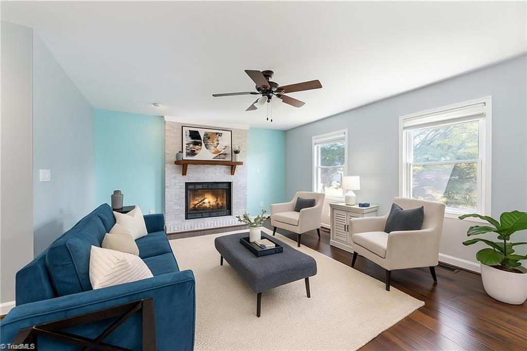 property viewer photo 4