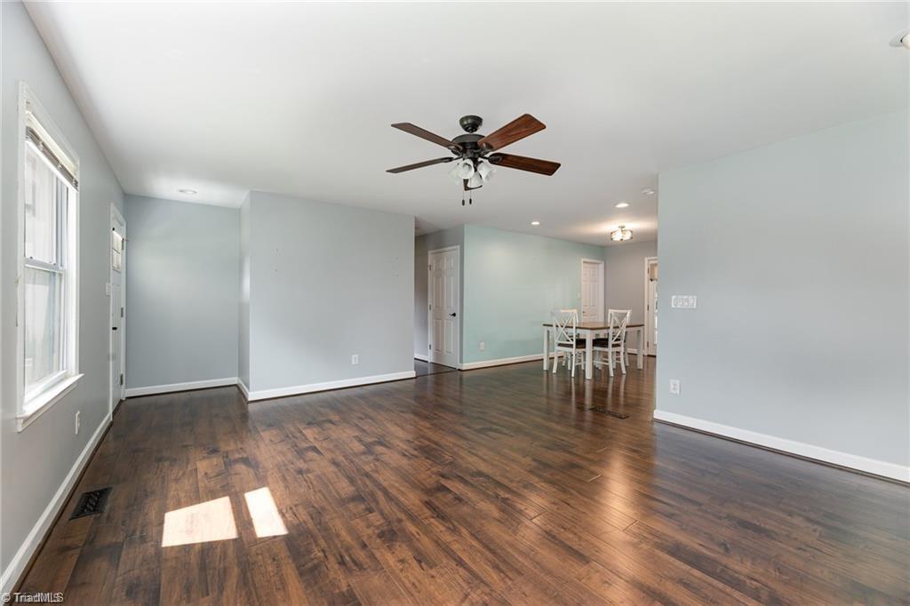 property viewer photo 7