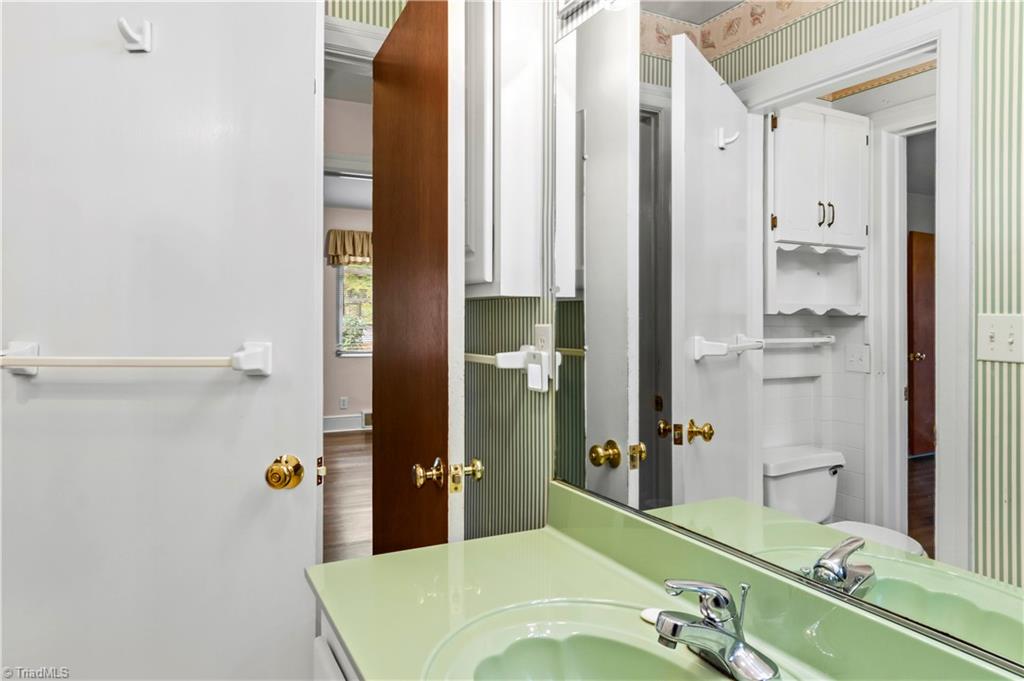 main property photo 21