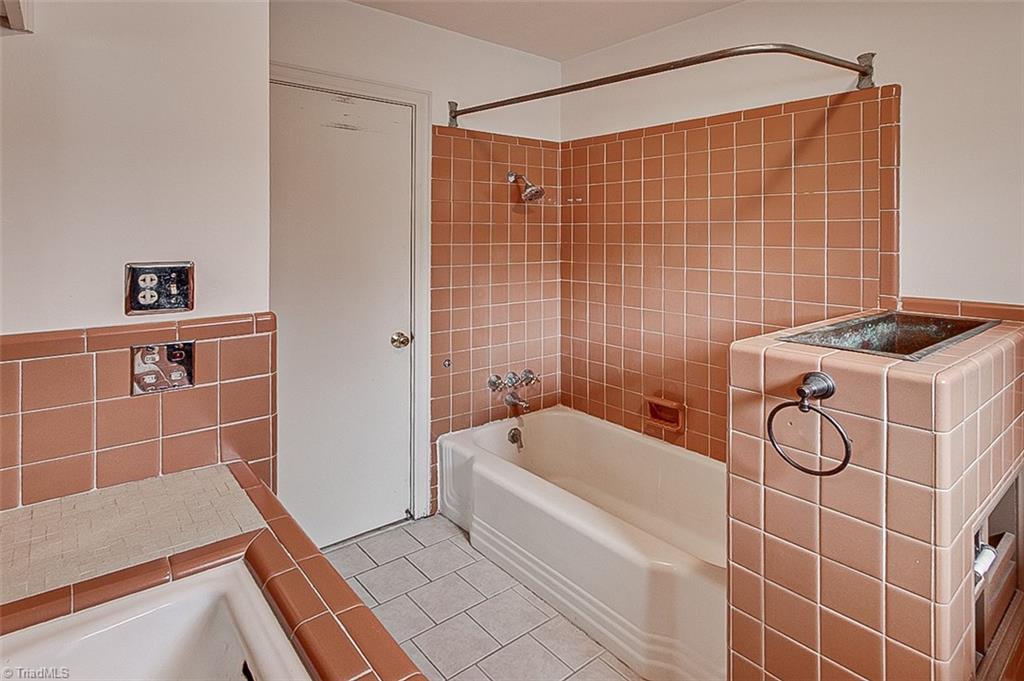 property viewer photo 23