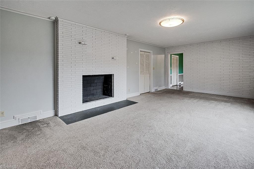 property viewer photo 3