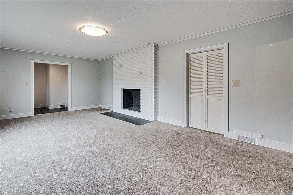 property viewer photo 4
