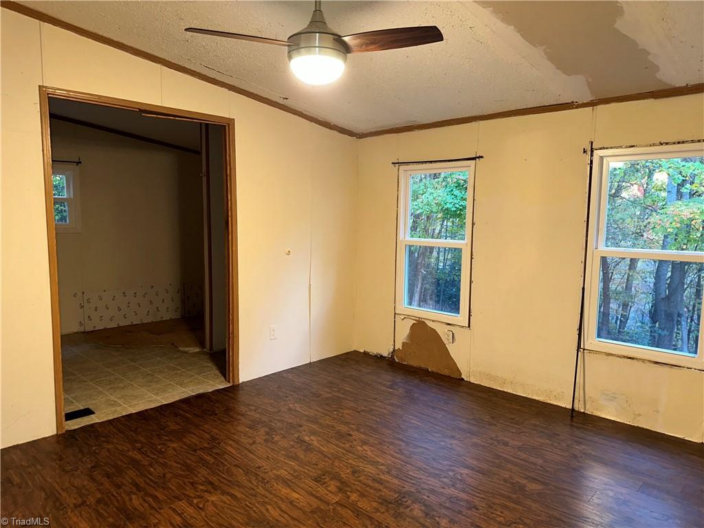 property viewer photo 15