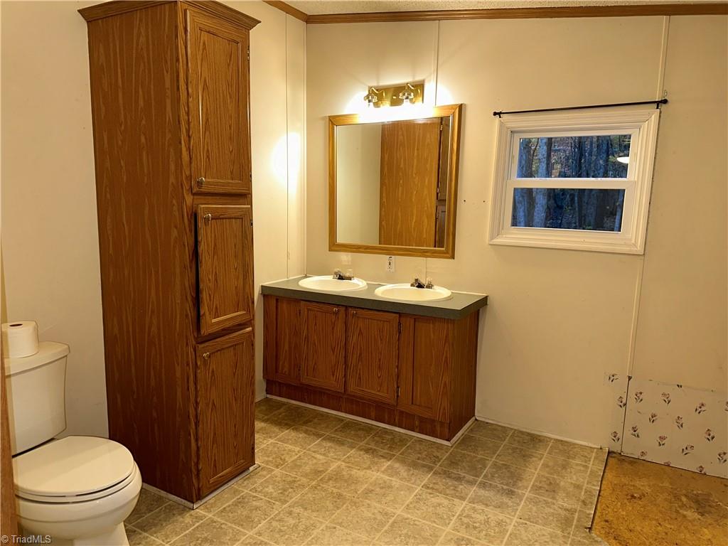 property viewer photo 19