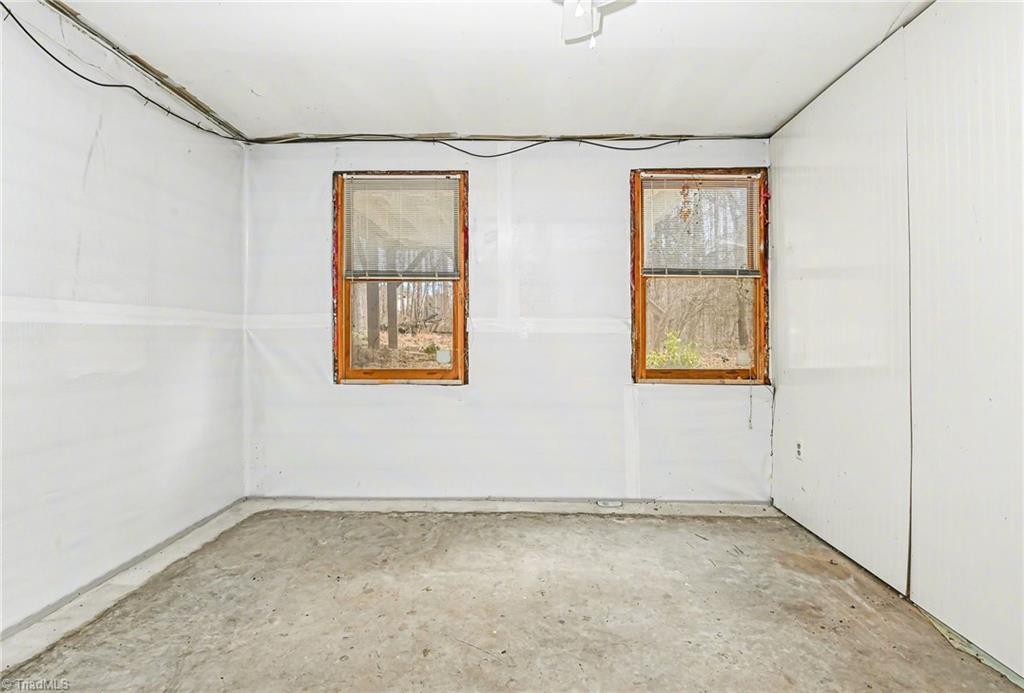 property viewer photo 24