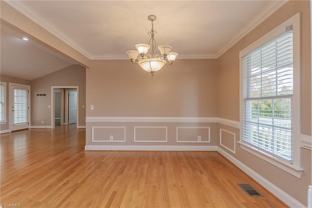 property viewer photo 10