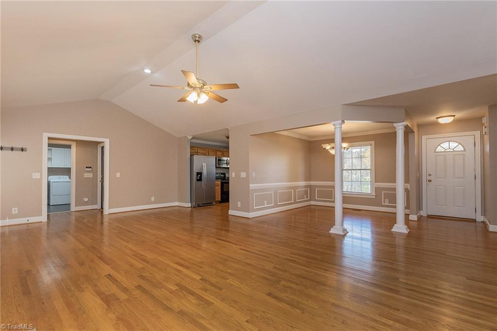 property viewer photo 11