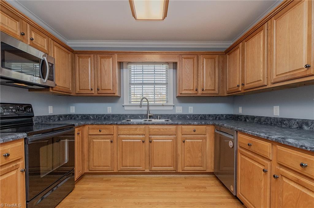 property viewer photo 12