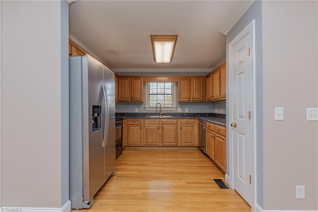 property viewer photo 14