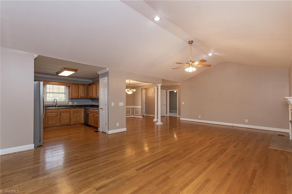 property viewer photo 16