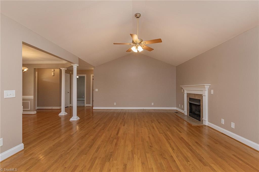 property viewer photo 17