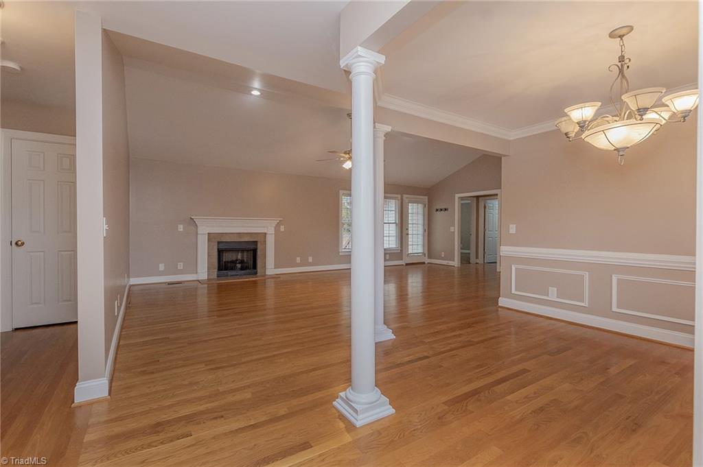 property viewer photo 8