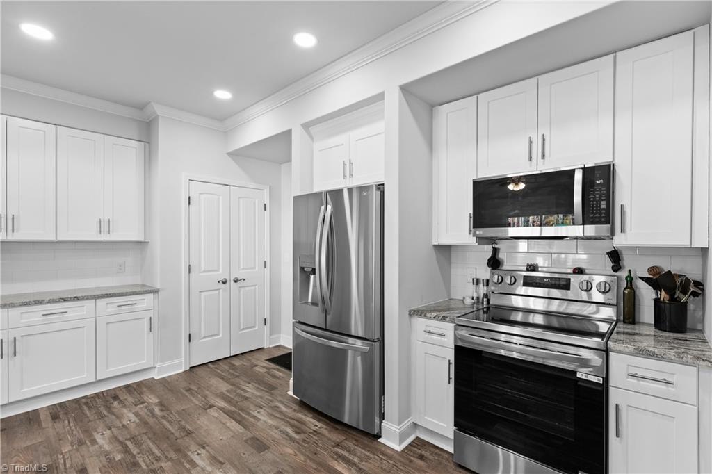 property viewer photo 11