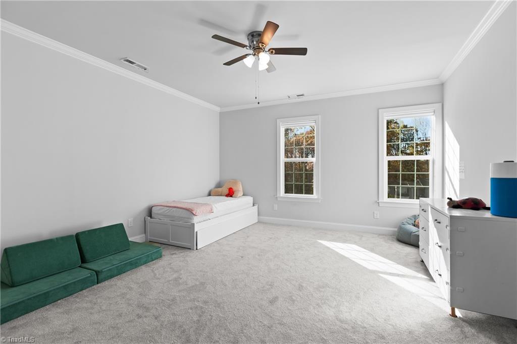 property viewer photo 32