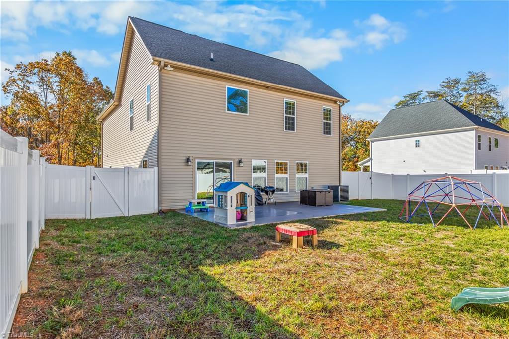 property viewer photo 40