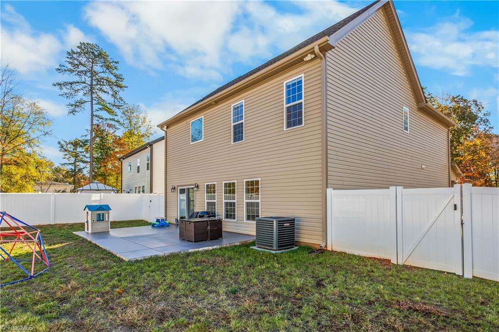 property viewer photo 42