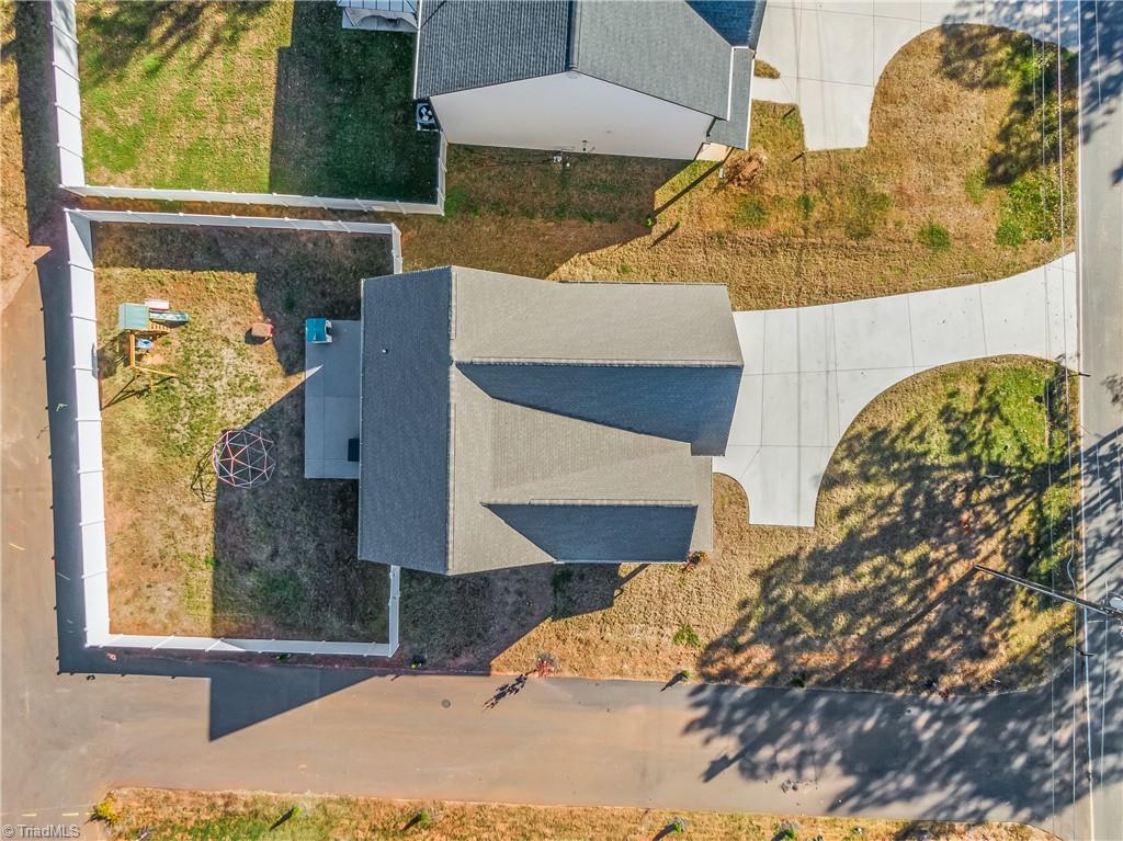 property viewer photo 44