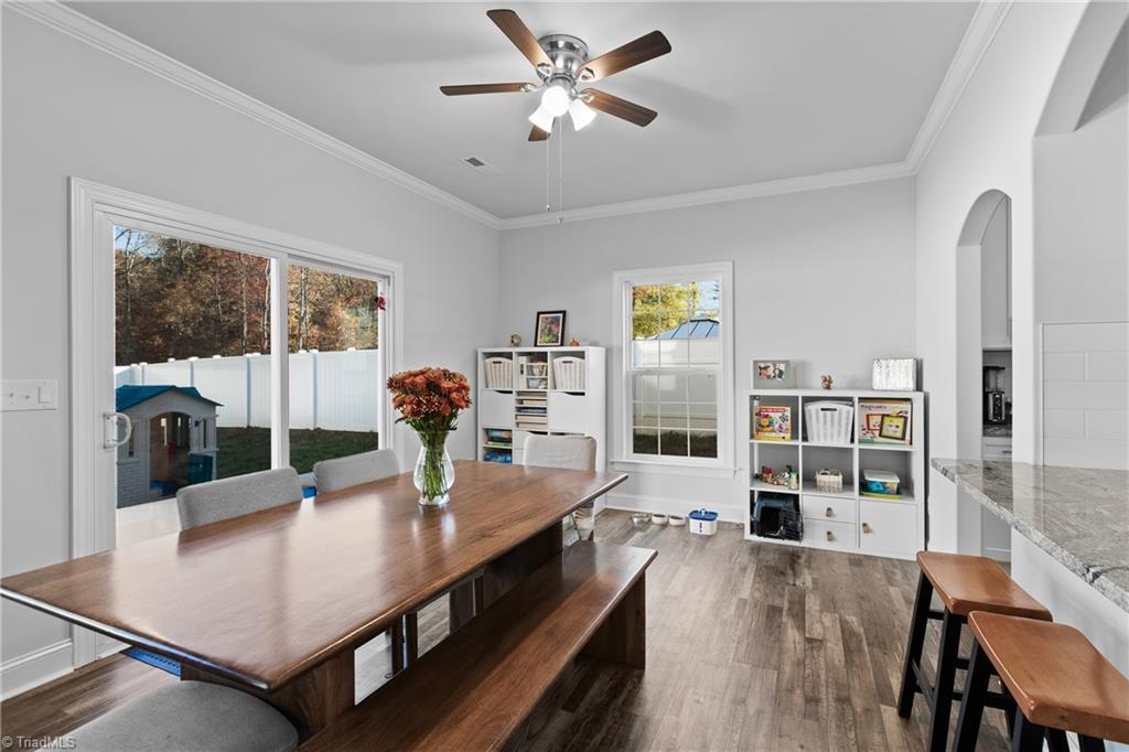 property viewer photo 8