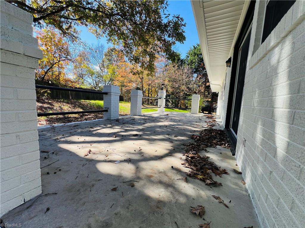 property viewer photo 13