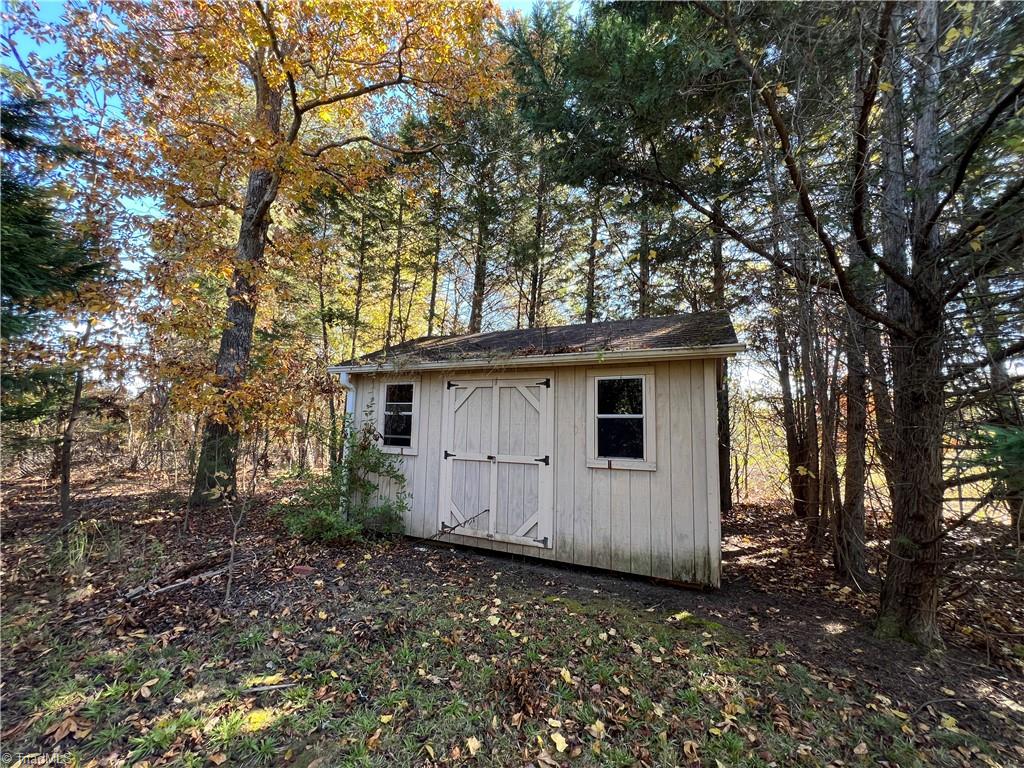 property viewer photo 15