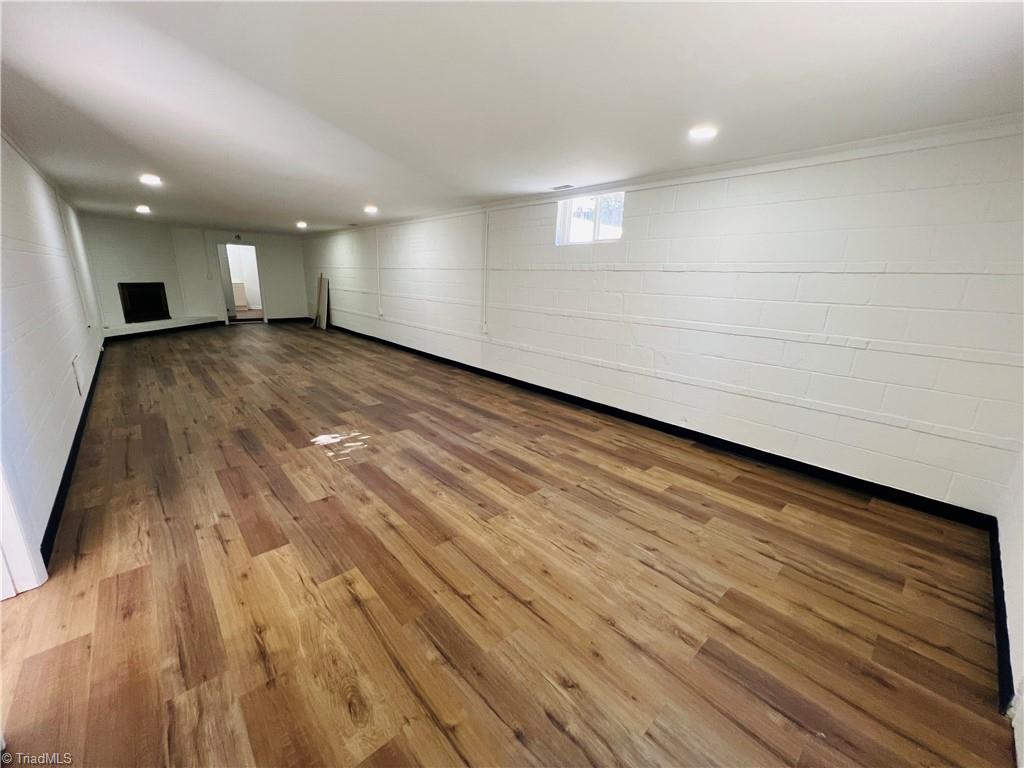 property viewer photo 25