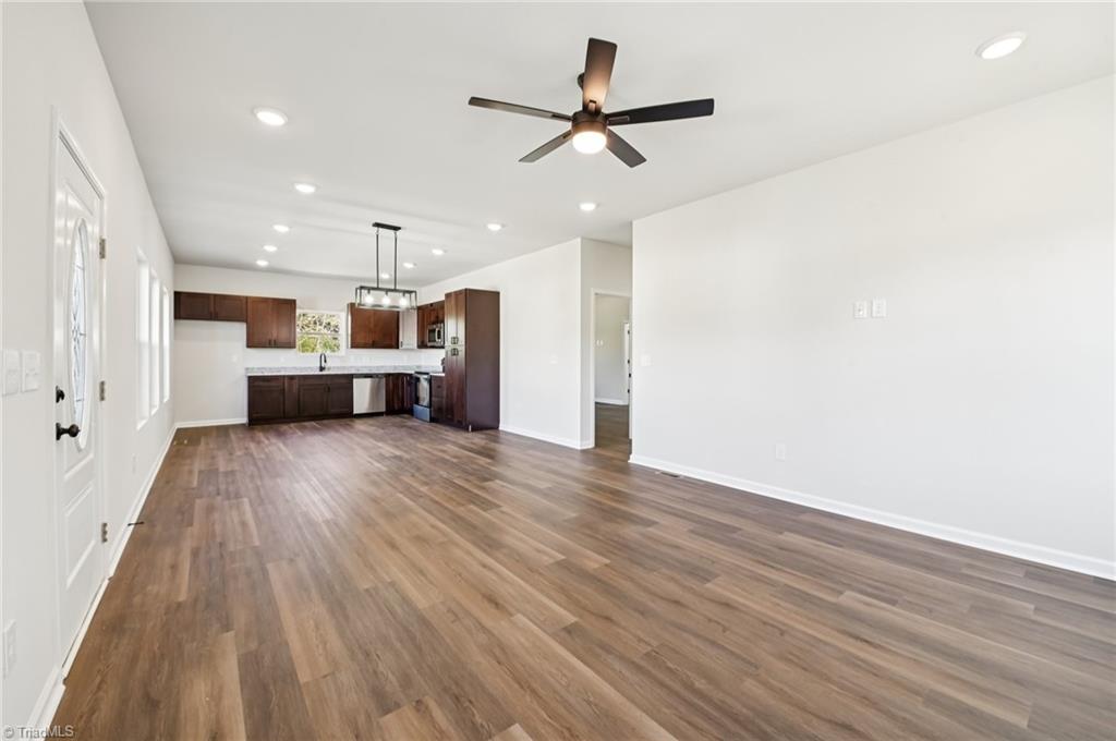property viewer photo 10